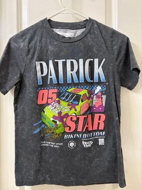 NWOT Abercrombie Kids 100% Cotton Patrick Star Bikini Bottom Graphic Tee